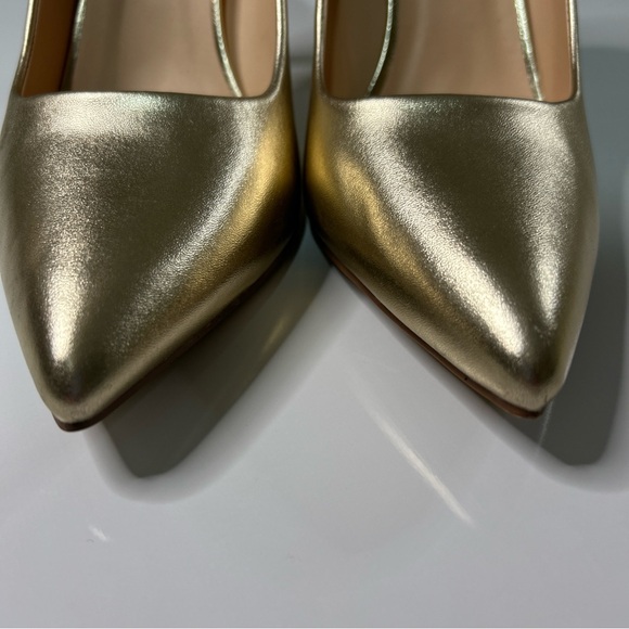 Y Not? Gold Heels Shoes Women’s 10M 4 Inch Heels Dressy Shiny Closed Pointed Toe - Picture 3 of 12